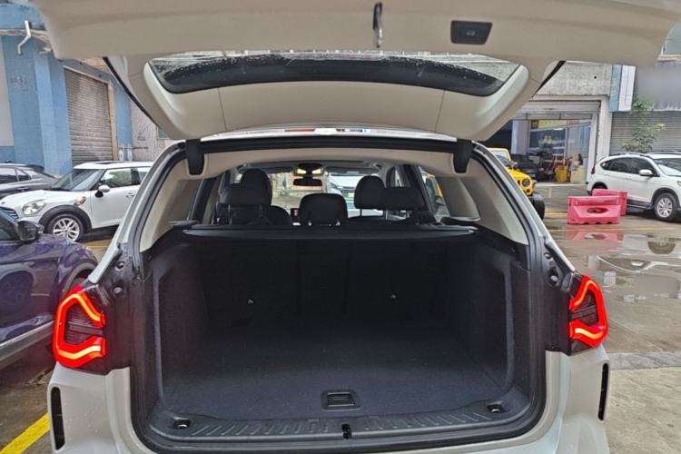 Used BMW X3 2023 xDrive25i M Sport Package Trunk