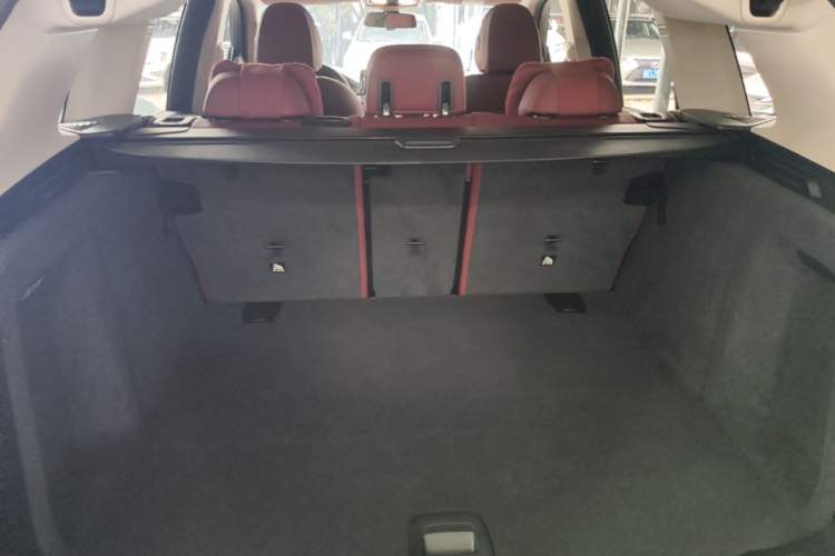 Used BMW X3 2023 Restyled xDrive30i Leading Edition M Night Sky Package Trunk