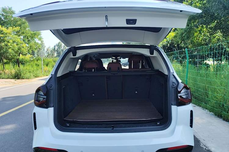 Used BMW X3 2023 xDrive25i M Sport Package Trunk