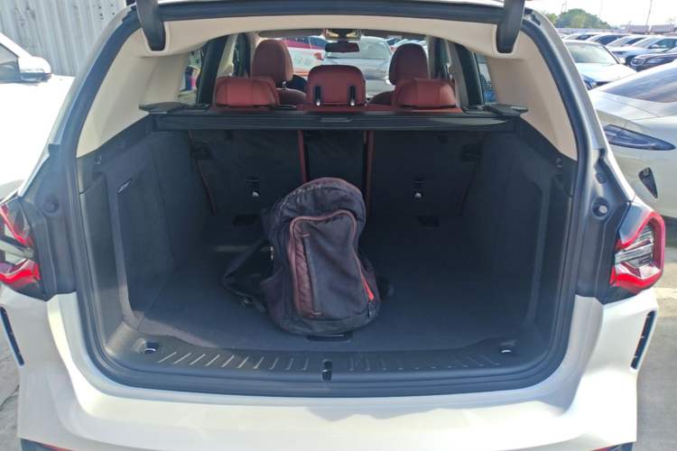 Used BMW X3 2023 xDrive25i M Sport Package Trunk