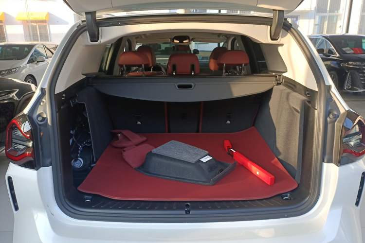Used BMW X3 2023 xDrive25i M Sport Package Trunk