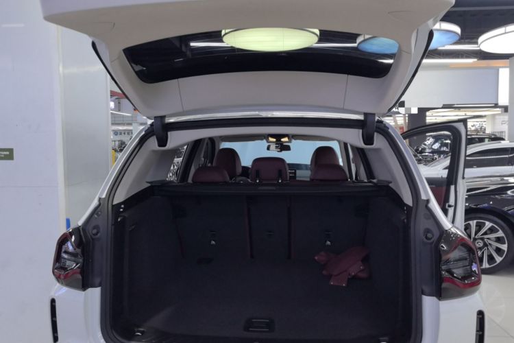 Used BMW X3 2023 Restyled xDrive30i Leading Edition M Night Sky Package Trunk