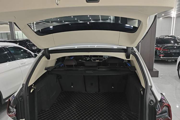 Used BMW X3 2023 xDrive30i Leading Model M Night Edition Package Trunk