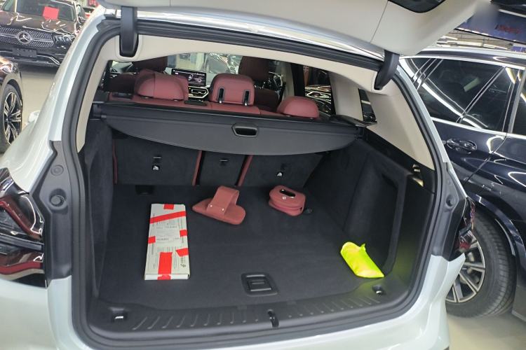 Used BMW X3 2023 xDrive25i M Sport Package Trunk