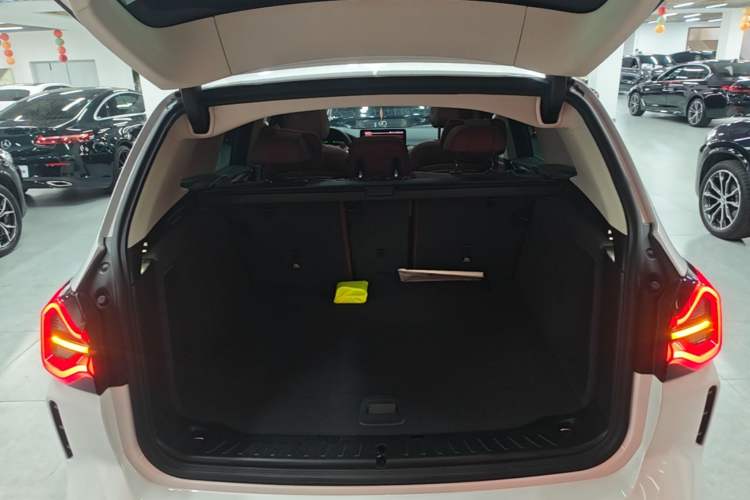 Used BMW X3 2023 Restyled xDrive30i Leading Edition M Night Sky Package Trunk