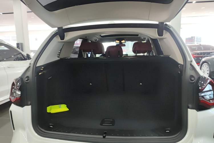 Used BMW X3 2023 Restyled xDrive30i Leading Edition M Night Sky Package Trunk