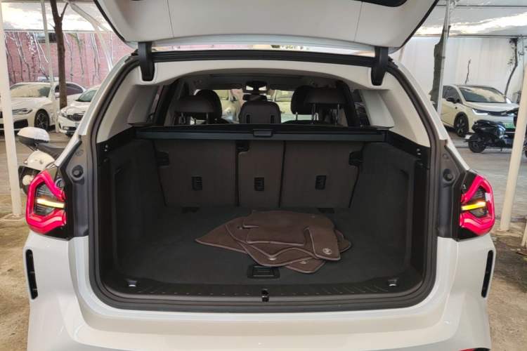 Used BMW X3 2023 Restyled xDrive30i Leading Edition M Night Sky Package Trunk
