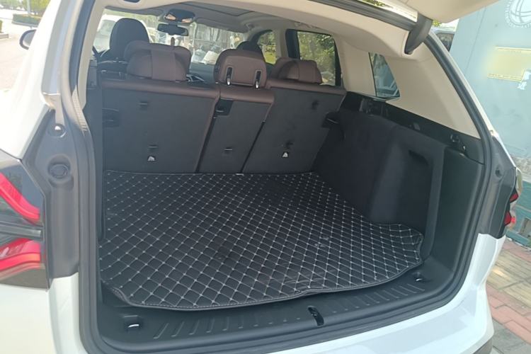 Used BMW X3 2023 xDrive25i M Sport Package Trunk