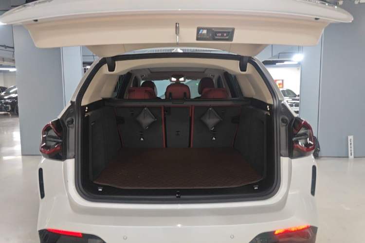 Used BMW X3 2023 xDrive30i Leading Model M Night Edition Package Trunk
