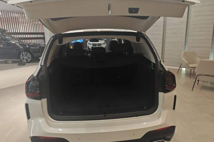 Used BMW X3 2023 xDrive25i M Sport Package Trunk