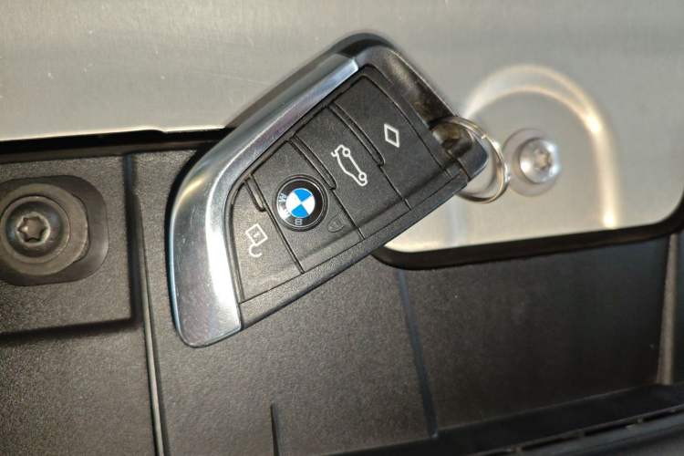 Used BMW X3 2023 xDrive25i M Sport Package Vehicle Key