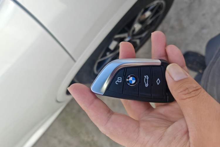 Used BMW X3 2023 xDrive25i M Sport Package Vehicle Key