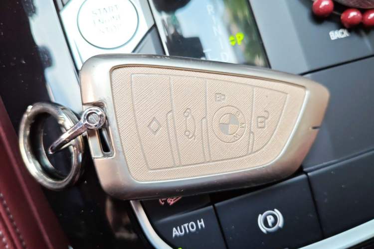 Used BMW X3 2023 xDrive25i M Sport Package Vehicle Key