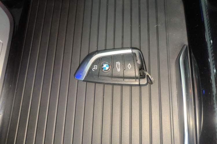 Used BMW X3 2023 Restyled xDrive30i Leading Edition M Night Sky Package Vehicle Key