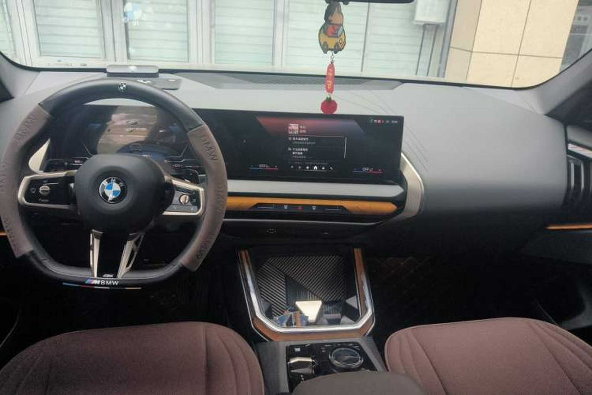 Used BMW X3 2025 xDrive30L Leading Model M Sport Package Center Console