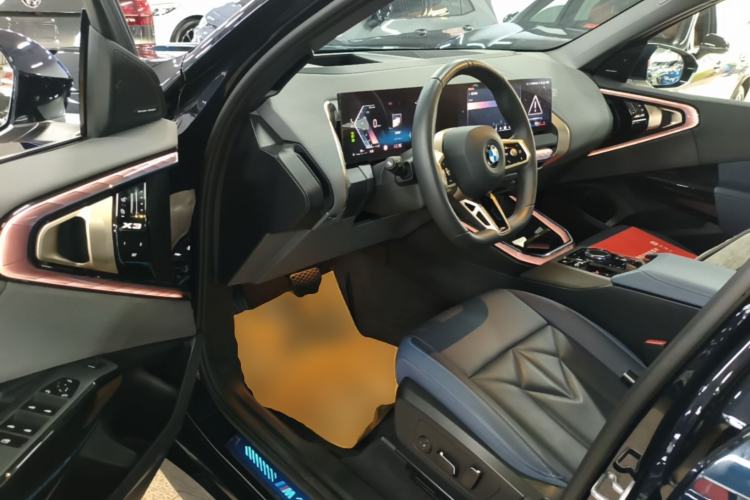 Used BMW X3 2025 xDrive30L Luxury Edition M Sport Package Driver Seat