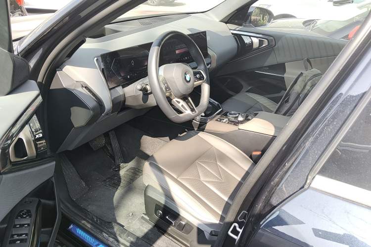Used BMW X3 2025 xDrive30L Luxury Edition M Sport Package Driver Seat