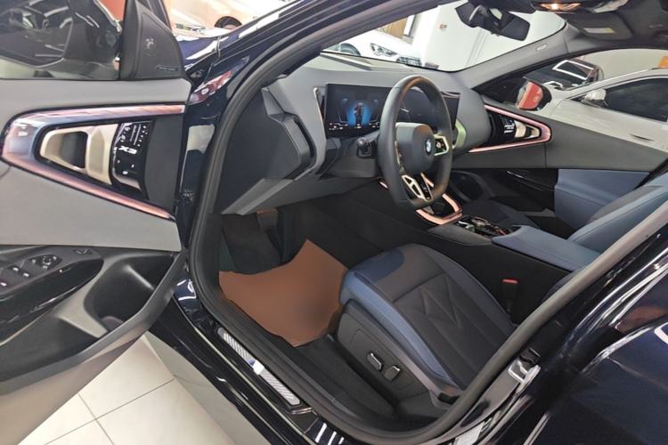 Used BMW X3 2025 xDrive30L Leading Model M Sport Package Driver Seat