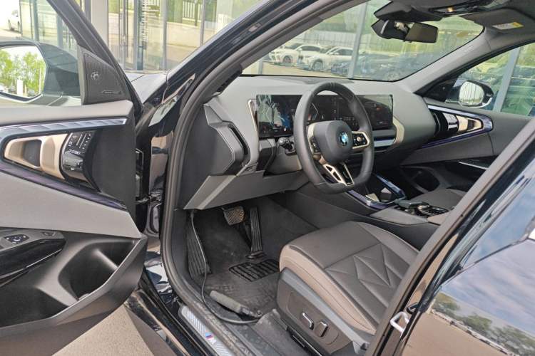Used BMW X3 2025 xDrive30L Leading Model M Sport Package Driver Seat