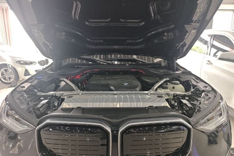Used BMW X3 2025 Model, Facelifted xDrive25L Luxury Package Engine Bay