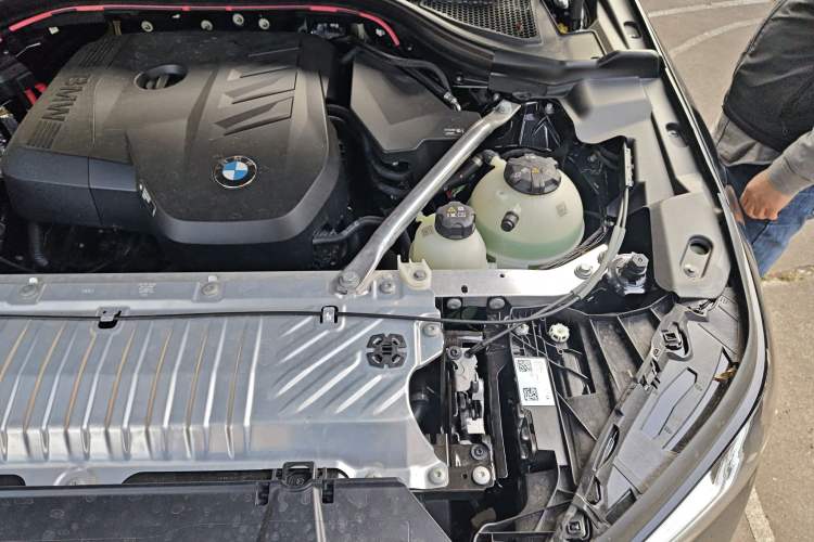 Used BMW X3 2025 xDrive30L Leading Model M Sport Package Engine Bay Left