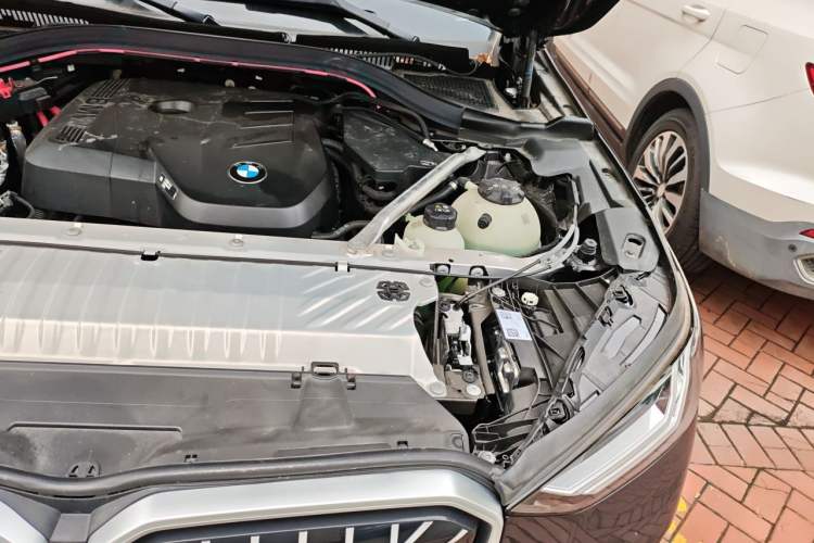 Used BMW X3 2025 xDrive30L Leading Model M Sport Package Engine Bay Left