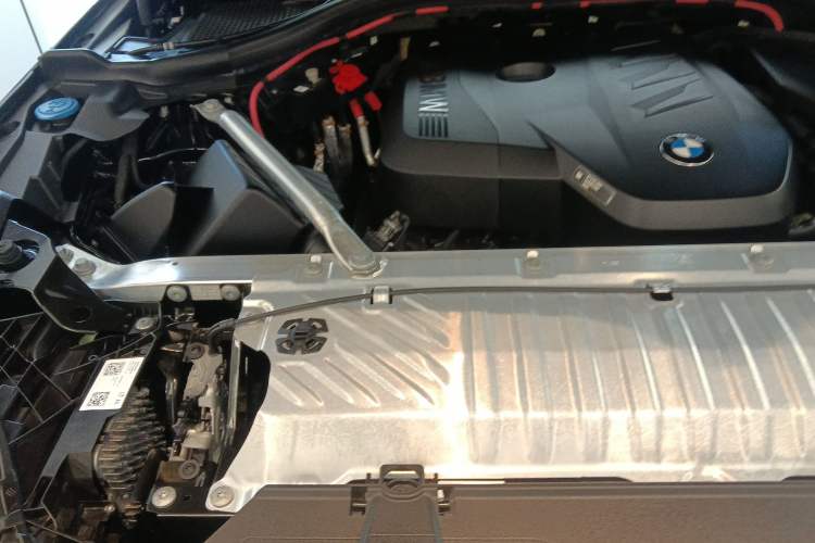 Used BMW X3 2025 xDrive30L Luxury Edition M Sport Package Engine Bay Right