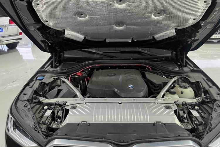 Used BMW X3 2025 xDrive25L Luxury Package Exterior 13