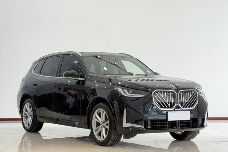 Used BMW X3 2025 xDrive25L Luxury Package Exterior 2