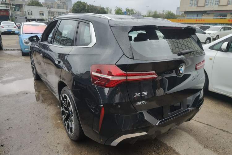 Used BMW X3 2025 xDrive30L Luxury Edition M Sport Package Exterior 2