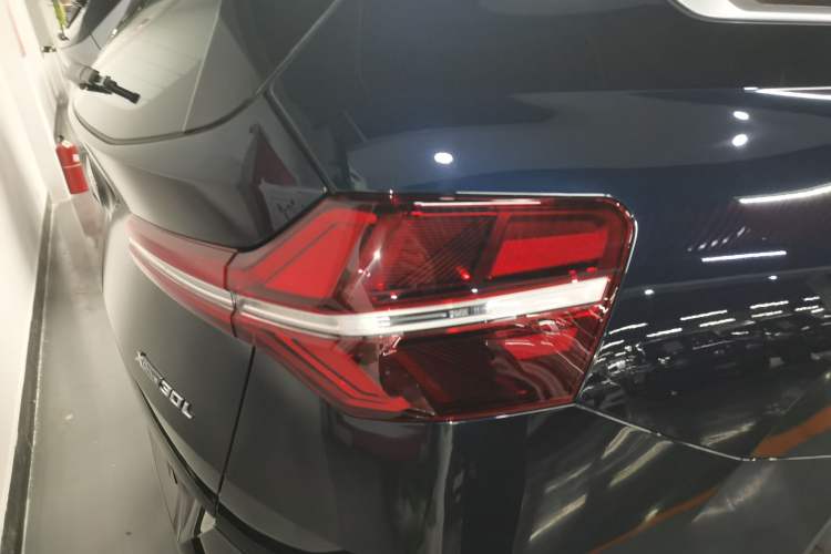 Used BMW X3 2025 xDrive30L Luxury Edition M Sport Package Exterior 3