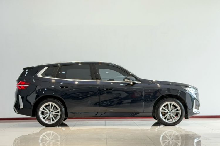 Used BMW X3 2025 xDrive25L Luxury Package Exterior 3