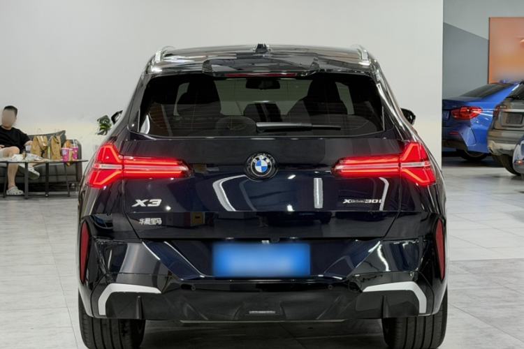 Used BMW X3 2025 xDrive30L Luxury Edition M Sport Package Exterior 4