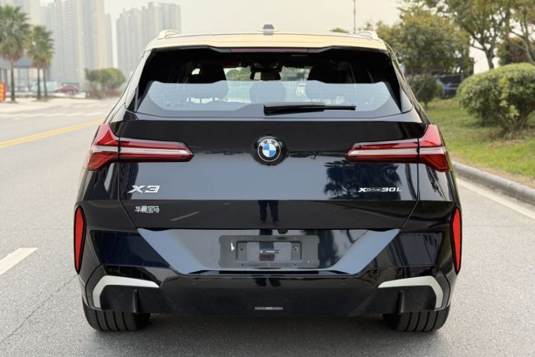 Used BMW X3 2025 xDrive30L Luxury Edition M Sport Package Exterior 4