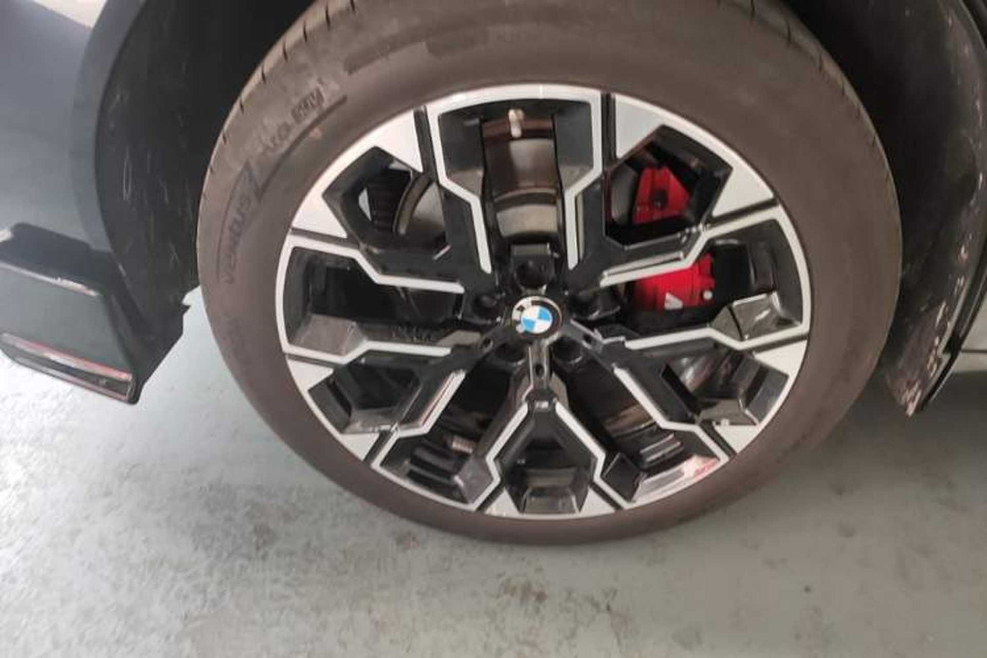 Used BMW X3 2025 xDrive30L Leading Model M Sport Package Exterior 5