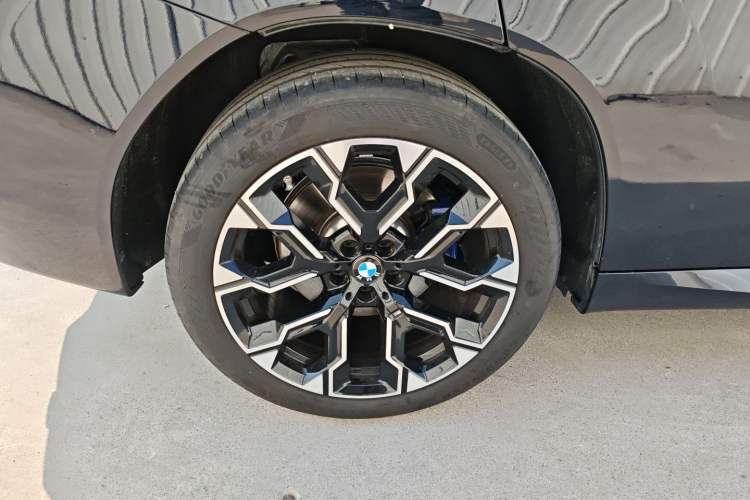Used BMW X3 2025 xDrive30L Luxury Edition M Sport Package Exterior 5