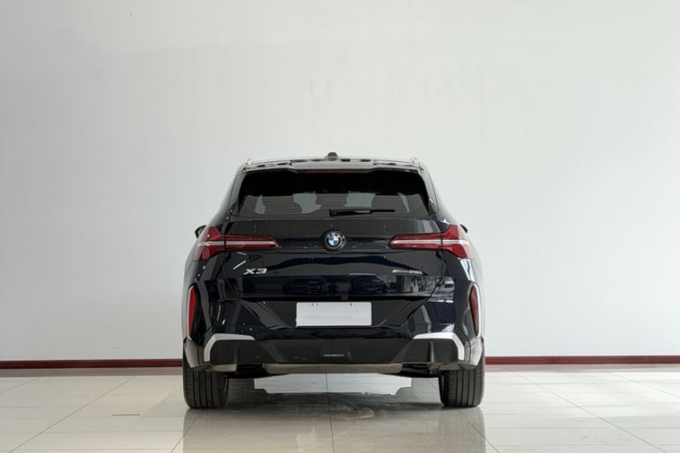 Used BMW X3 2025 xDrive25L Luxury Package Exterior 5
