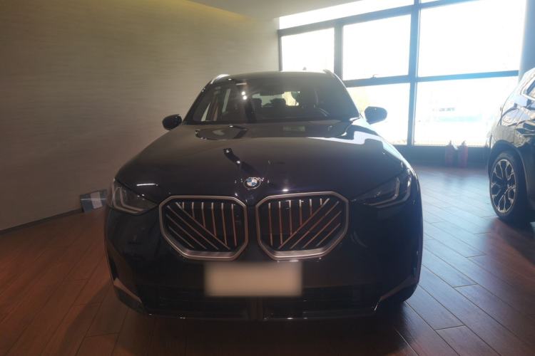 Used BMW X3 2025 xDrive30L Luxury Edition M Sport Package Front