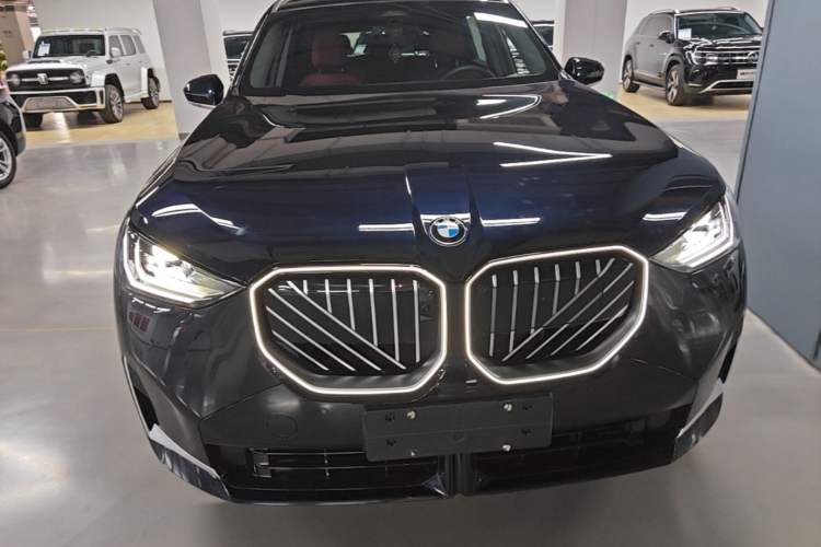 Used BMW X3 2025 xDrive30L Leading Model M Sport Package Front