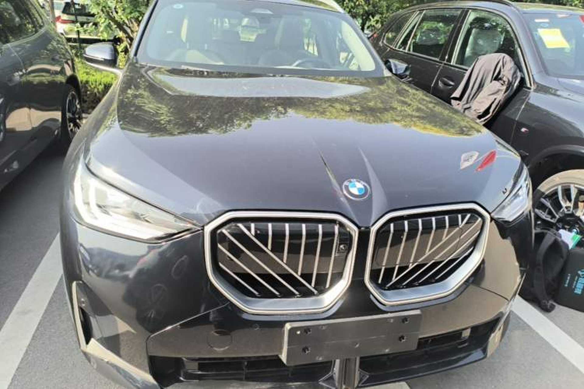 Used BMW X3 2025 xDrive25L Luxury Package Front