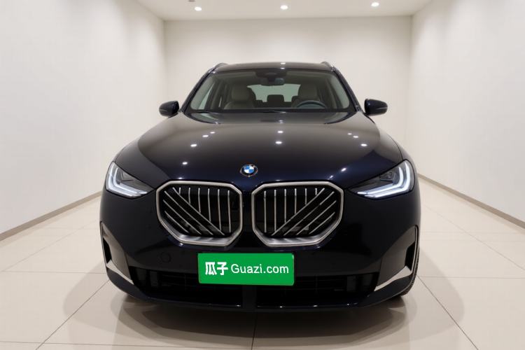 Used BMW X3 2025 xDrive25L Luxury Package Front
