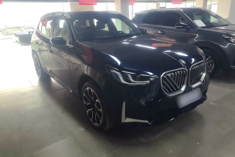 Used BMW X3 2025 xDrive30L Luxury Edition M Sport Package Front Right 45 Deg