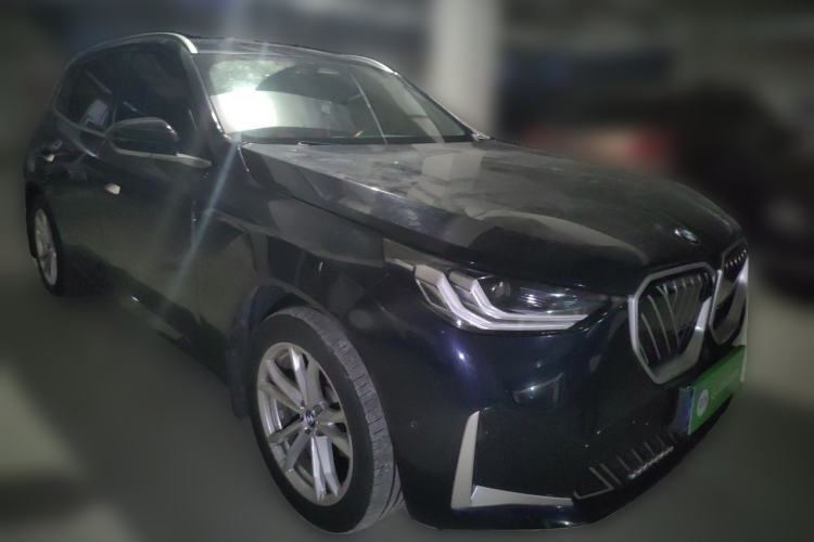 Used BMW X3 2025 xDrive25L Luxury Package Front Right 45 Deg