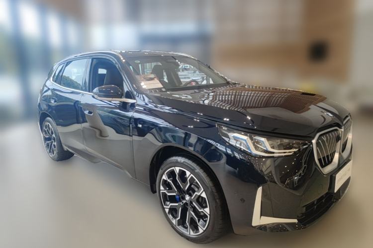 Used BMW X3 2025 xDrive30L Luxury Edition M Sport Package Front Right 45 Deg
