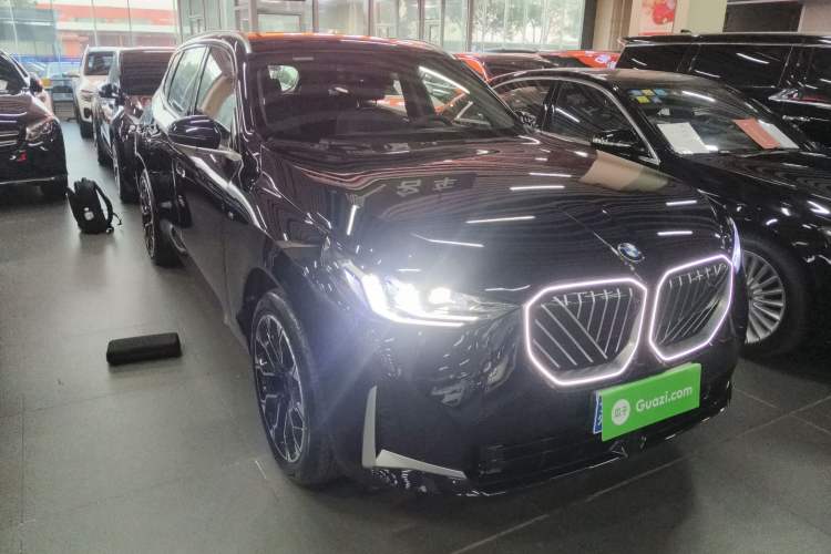 Used BMW X3 2025 xDrive30L Luxury Edition M Sport Package Front Right 45 Deg
