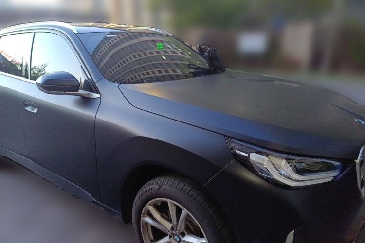 Used BMW X3 2025 xDrive25L Luxury Package Front Right 45 Deg