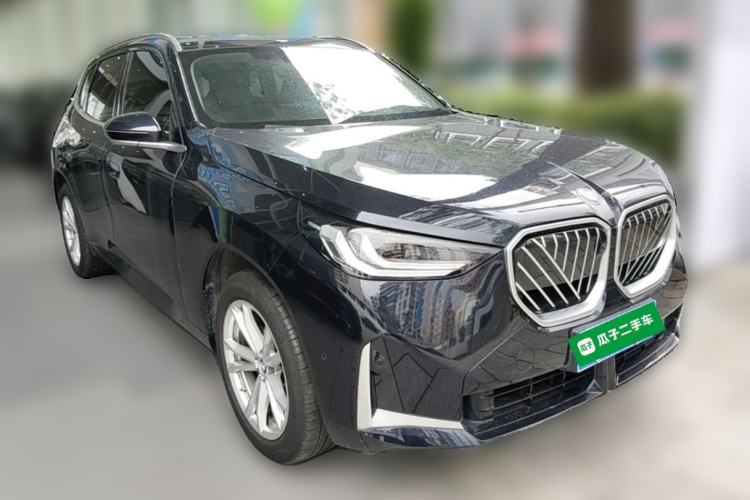 Used BMW X3 2025 xDrive25L Luxury Package Front Right 45 Deg