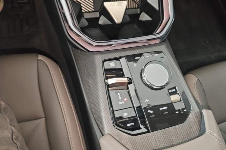 Used BMW X3 2025 xDrive30L Leading Model M Sport Package Gear Lever