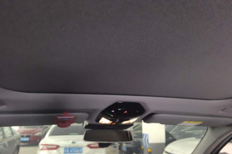 Used BMW X3 2025 xDrive30L Leading Model M Sport Package Headliner