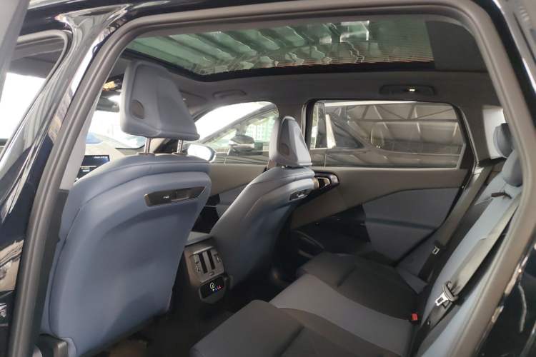 Used BMW X3 2025 xDrive30L Luxury Edition M Sport Package Headliner